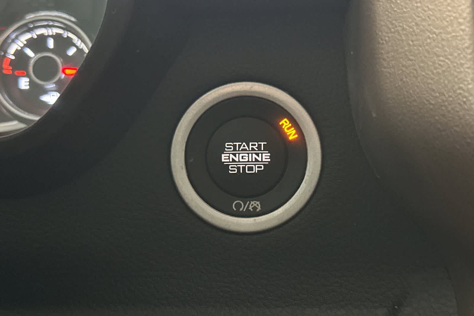Used 2022 RAM 1500 Laramie AWD/4WD image 24