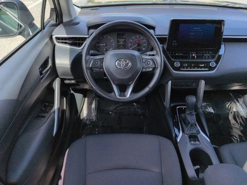 Certified 2023 Toyota Corolla Cross LE FWD image 16