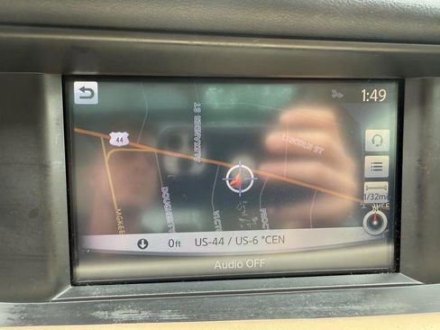 Used 2018 INFINITI QX30 Premium w/ Navigation Package image 19