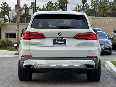 Used 2019 BMW X5 xDrive40i w/ Convenience Package image 4