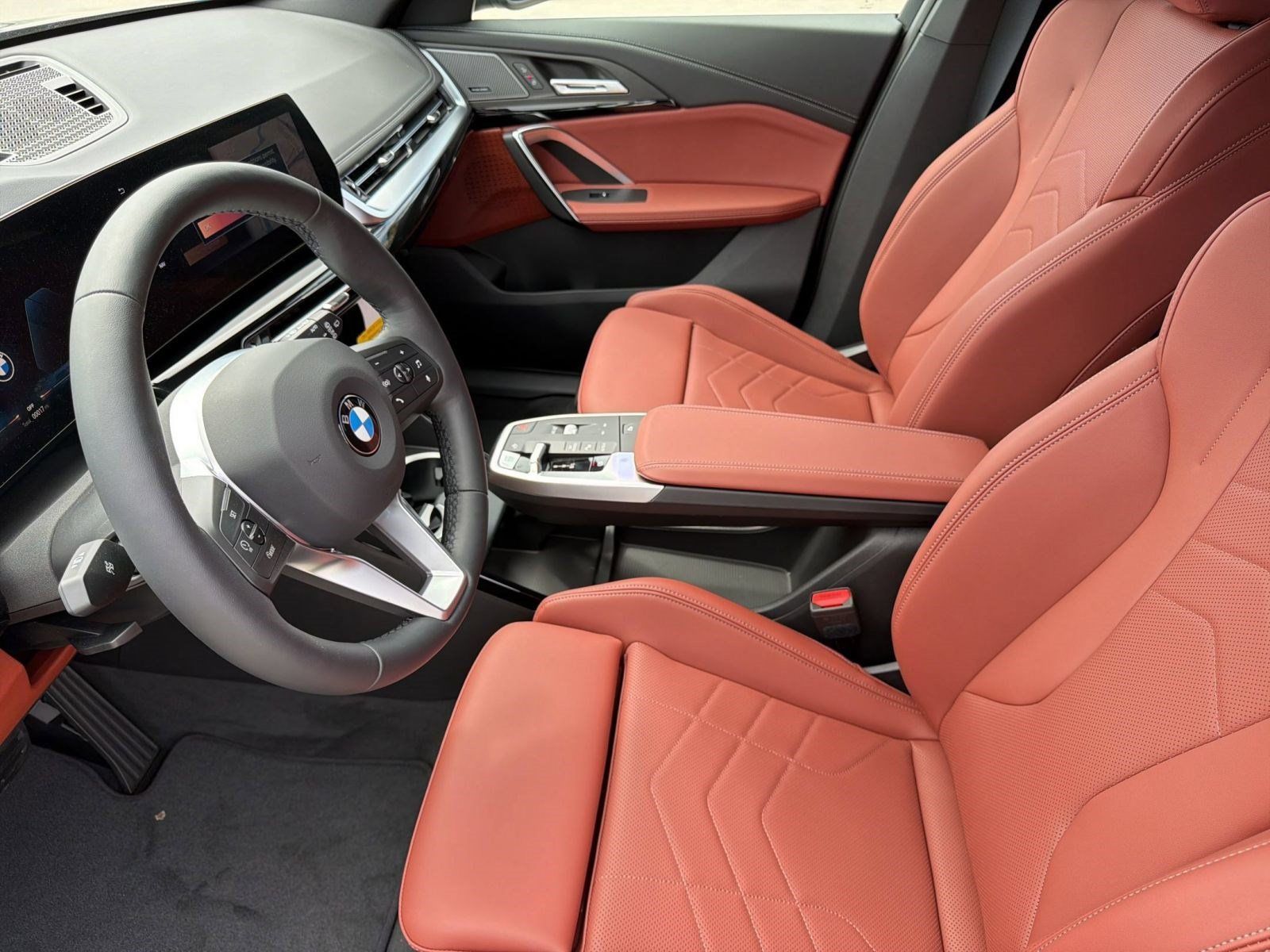 Used 2026 BMW X1 xDrive28i w/ Technology Package AWD/4WD image 5
