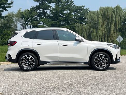 Used 2026 BMW X1 xDrive28i AWD/4WD image 8