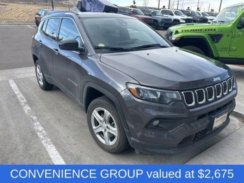 Used 2023 Jeep Compass Latitude w/ Convenience Group image 3