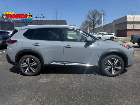 Used 2021 Nissan Rogue Platinum AWD/4WD image 8