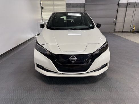 Used 2024 Nissan Leaf SV Plus image 3