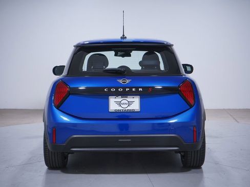 Used 2025 MINI Cooper S image 5