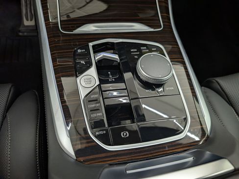 New 2026 BMW X5 sDrive40i image 20