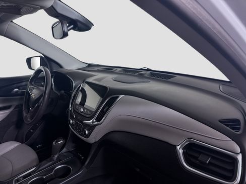 Used 2021 Chevrolet Equinox Premier image 30