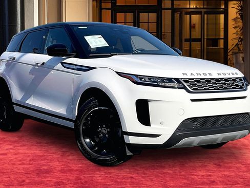 Used 2022 Land Rover Range Rover Evoque S image 2