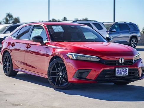 Used 2023 Honda Civic Sport image 2