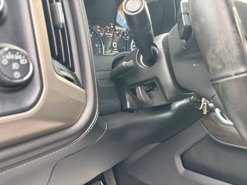 Used 2017 GMC Sierra 1500 Denali AWD/4WD image 39