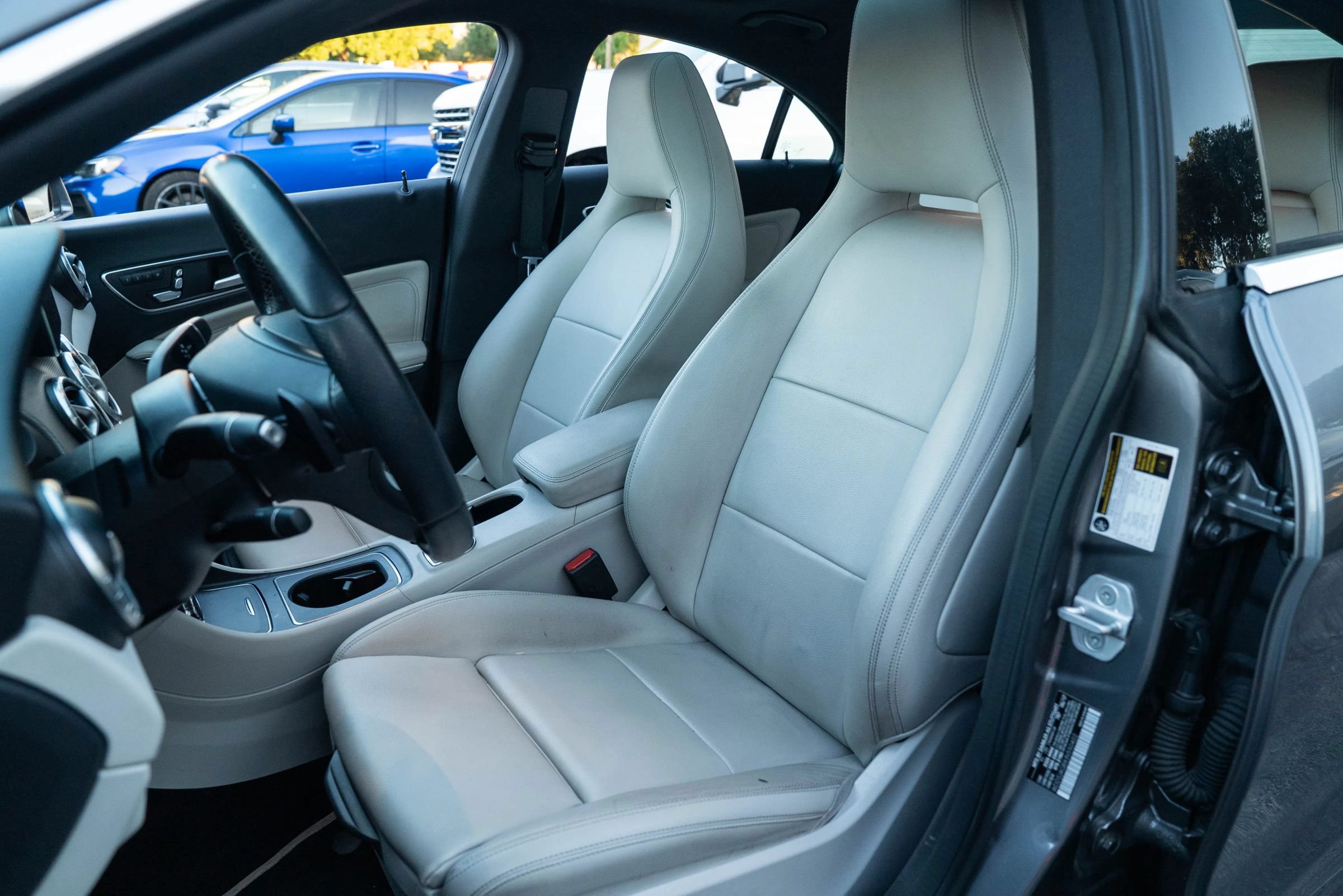 Used 2018 Mercedes-Benz CLA 250 4MATIC image 16
