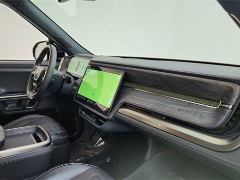 Used 2024 Rivian R1S Adventure image 21