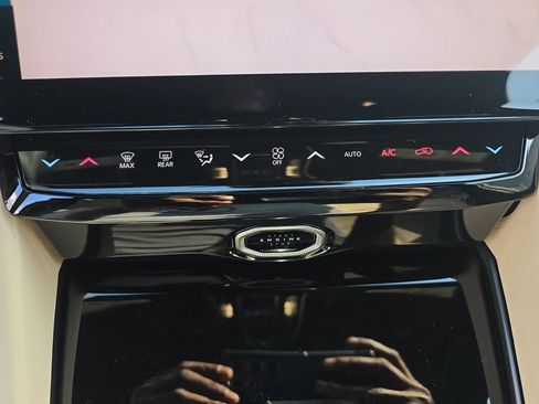 New 2026 Jeep Grand Cherokee Limited RWD image 21