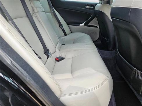 Used 2012 Lexus IS 250 RWD image 17