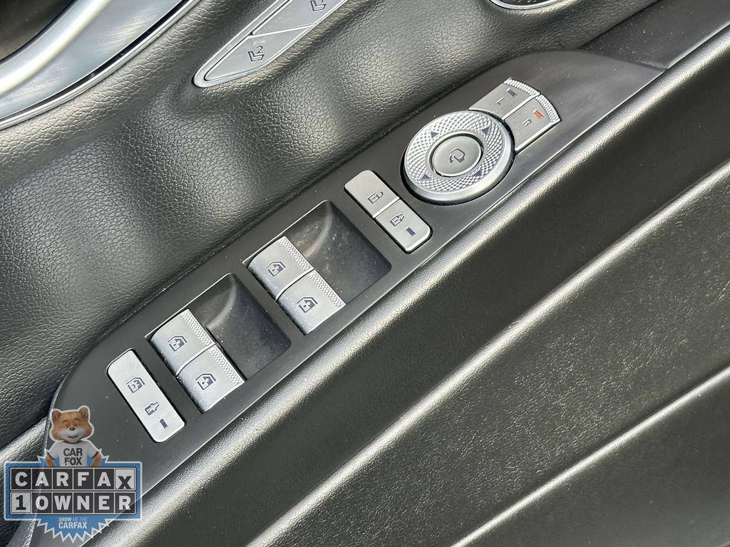 Used 2023 Genesis G80 2.5T AWD/4WD image 19