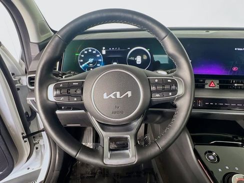 Used 2025 Kia Sportage SX Prestige AWD/4WD image 16