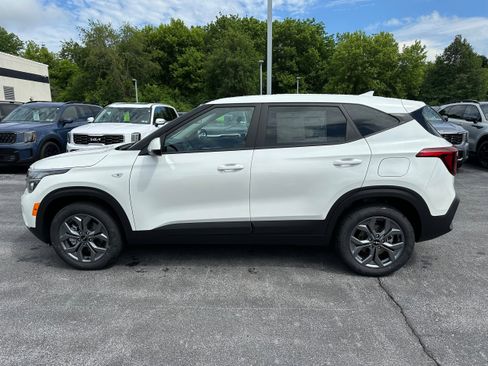 New 2026 Kia Seltos LX AWD/4WD image 8