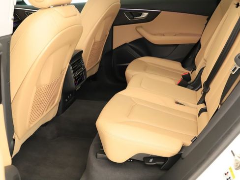 Certified 2023 Audi Q8 Premium Plus w/ Premium Plus Package image 31