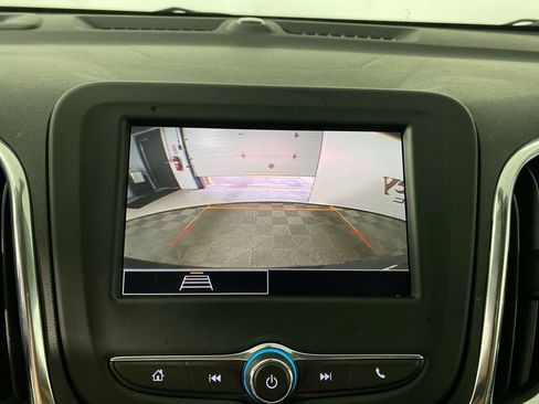 Used 2024 Chevrolet Equinox LT w/ LPO, Floor Liner Package FWD image 17