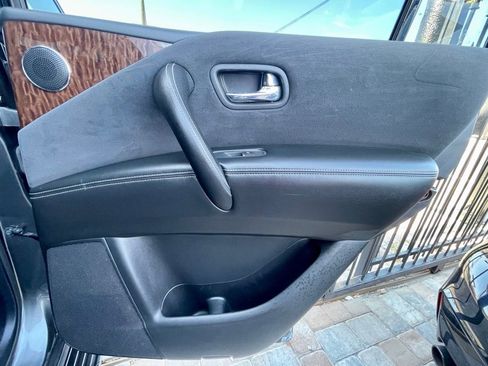 Used 2017 Nissan Armada SV w/ Interior Lighting Package image 39