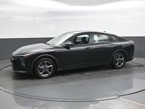 Used 2025 Kia K4 FWD image 7