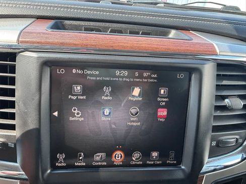 Used 2016 RAM 2500 Laramie AWD/4WD image 13