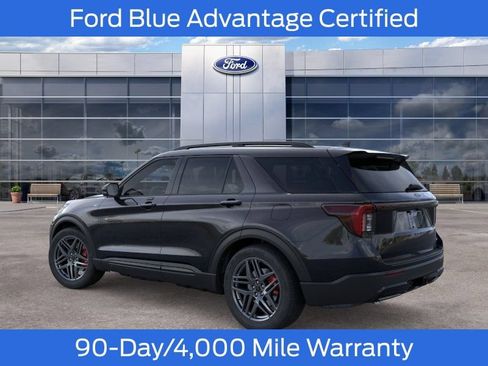 Used 2026 Ford Explorer ST-Line w/ ST-Line Street Pack AWD/4WD image 5