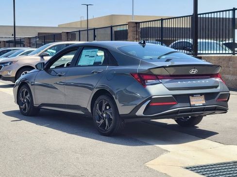 New 2026 Hyundai Elantra Sport image 3