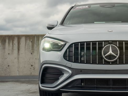 Used 2025 Mercedes-Benz GLA 35 AMG 4MATIC image 7