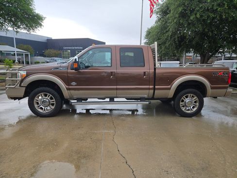 Used 2011 Ford F350 King Ranch w/ King Ranch w/Chrome Pkg image 6