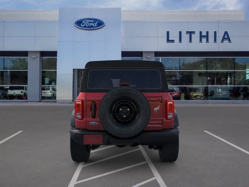 New 2026 Ford Bronco Big Bend w/ Black Diamond Package AWD/4WD image 5