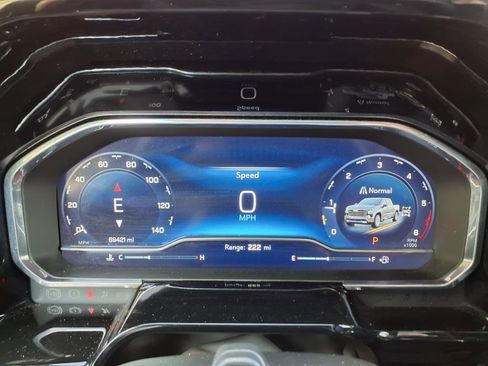 Certified 2024 Chevrolet Silverado 1500 High Country w/ Technology Package image 25