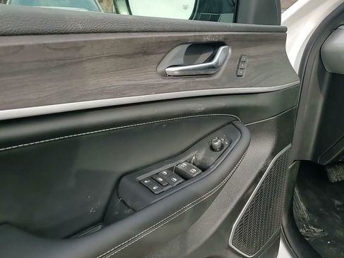 New 2026 Jeep Grand Cherokee L Limited image 20