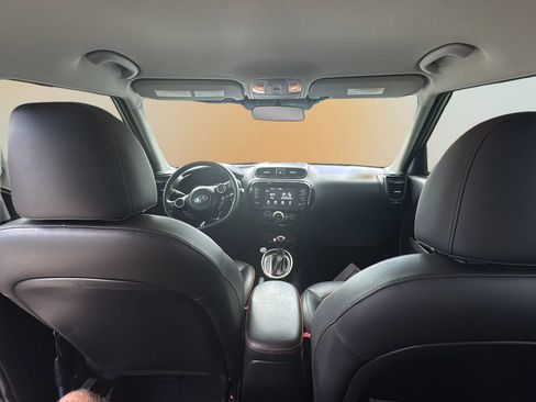 Used 2019 Kia Soul ! FWD image 14