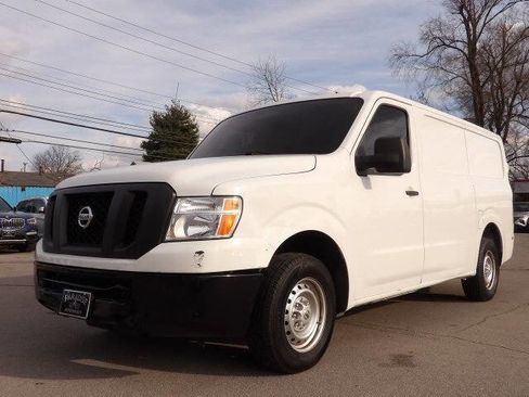 Used 2019 Nissan NV 1500 S image 2