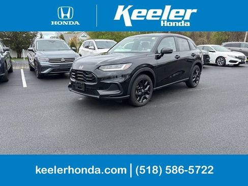Used 2024 Honda HR-V Sport image 1