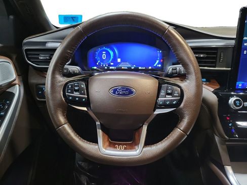 Used 2022 Ford Explorer King Ranch AWD/4WD image 24