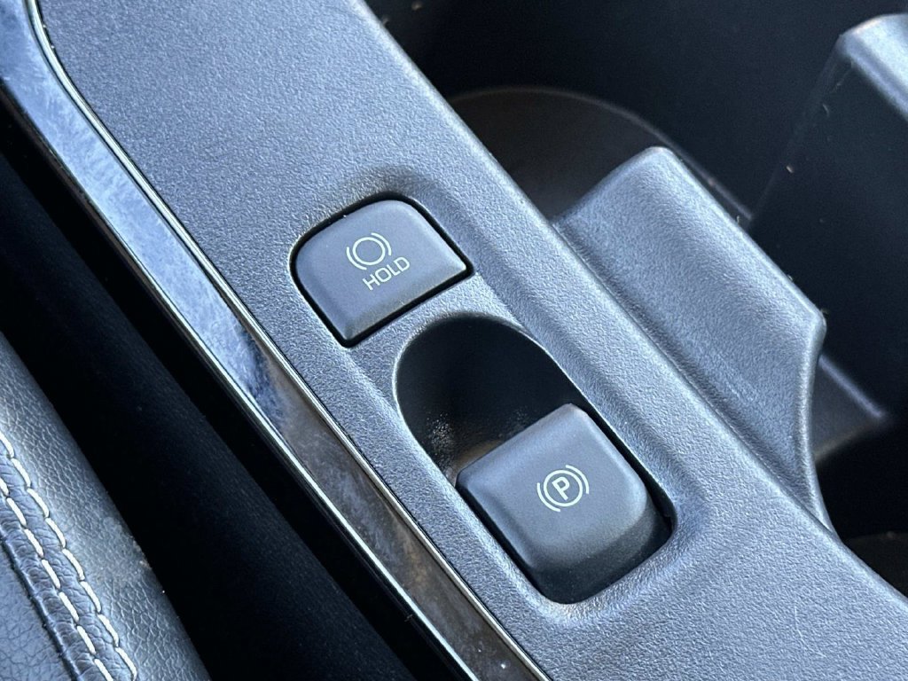 Used 2025 Toyota Corolla XLE FWD image 42