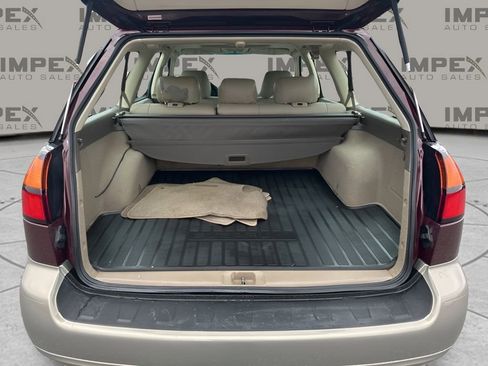 Used 2001 Subaru Outback Limited image 23