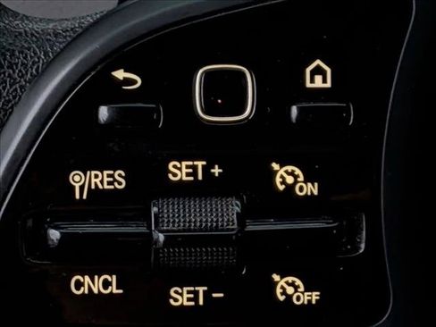 Used 2022 Mercedes-Benz Sprinter 2500 w/ Dashboard Charging Package image 17