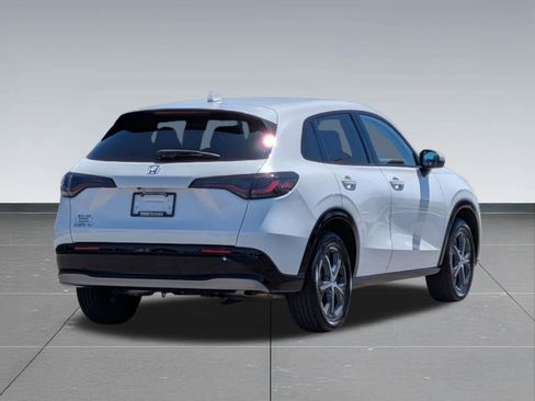 Certified 2024 Honda HR-V EX-L image 5