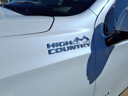 New 2026 Chevrolet Tahoe High Country image 7