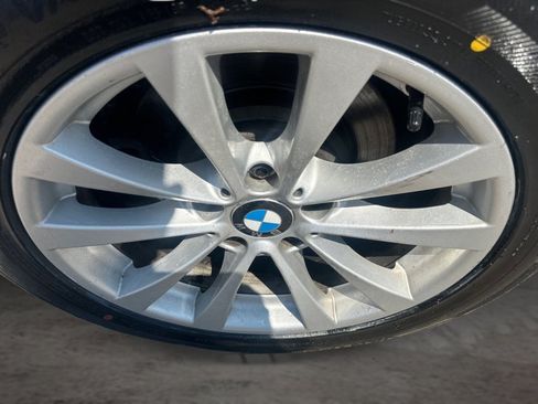 Used 2018 BMW 320i xDrive Sedan AWD/4WD image 19