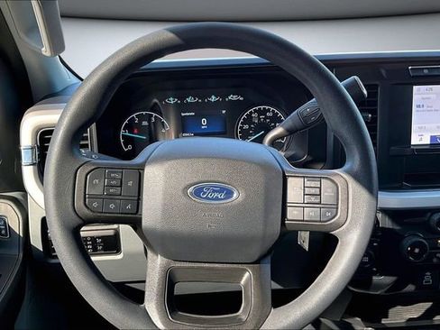 Used 2023 Ford F250 XL w/ Snow Plow/Camper Package image 9