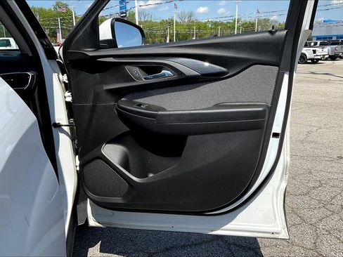 Used 2023 Chevrolet TrailBlazer LT image 18