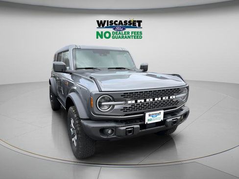 New 2025 Ford Bronco Badlands AWD/4WD image 1