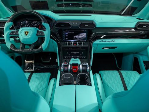 Used 2024 Lamborghini Urus S image 71