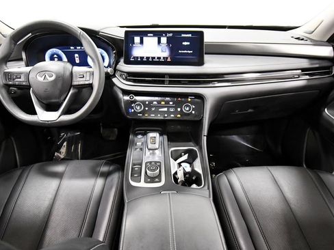 Used 2023 INFINITI QX60 Luxe w/ Performance Audio Package AWD/4WD image 3