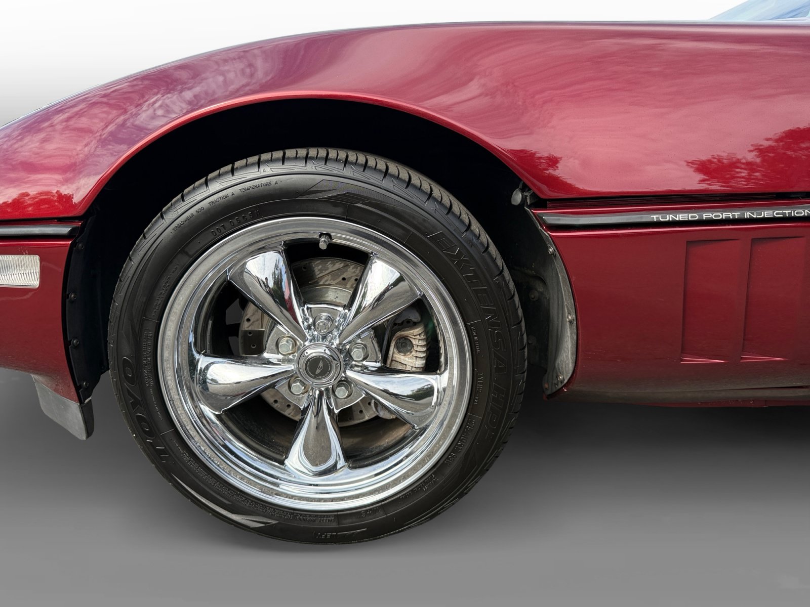 Used 1989 Chevrolet Corvette Convertible RWD image 9